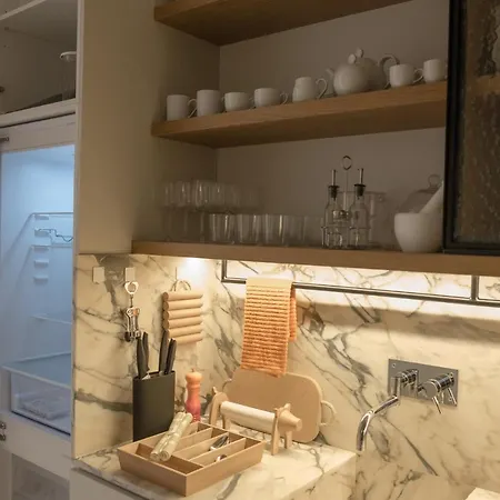 Boutique Rentals-flores Chic In Historical Center Apartment Porto