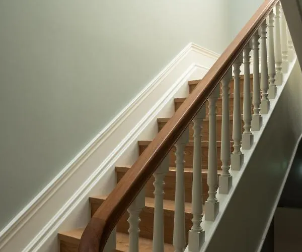 Boutique Rentals-flores Chic In Historical Center *