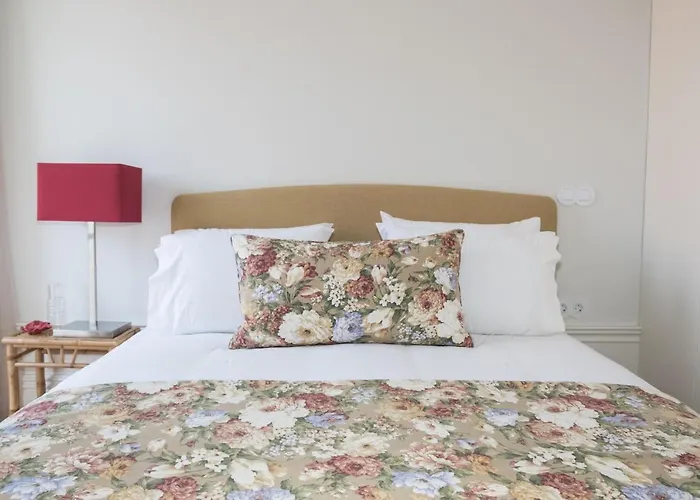 Διαμέρισμα Boutique Rentals-flores Chic In Historical Center