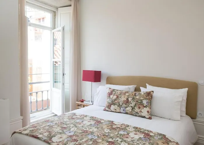 Apartament Boutique Rentals-flores Chic In Historical Center *