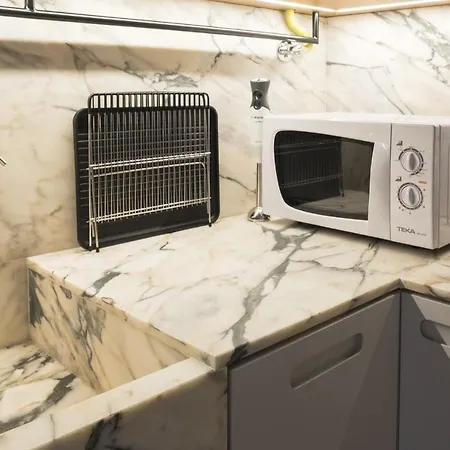 Apartman Boutique Rentals-flores Chic In Historical Center Porto