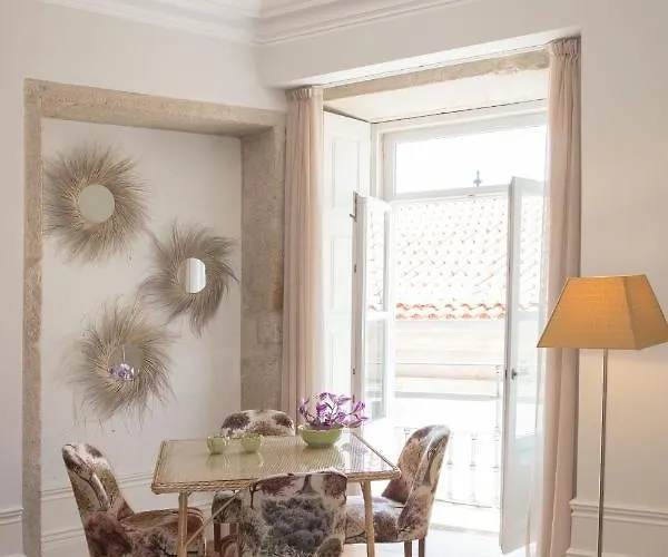 Apartman Boutique Rentals-flores Chic In Historical Center Porto